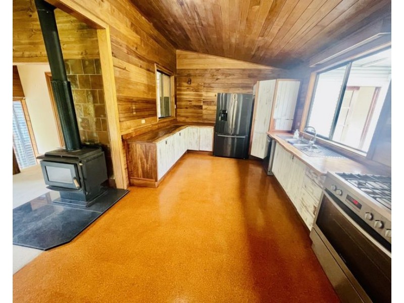 125 Ripps Rd, Stokers Siding NSW 2484