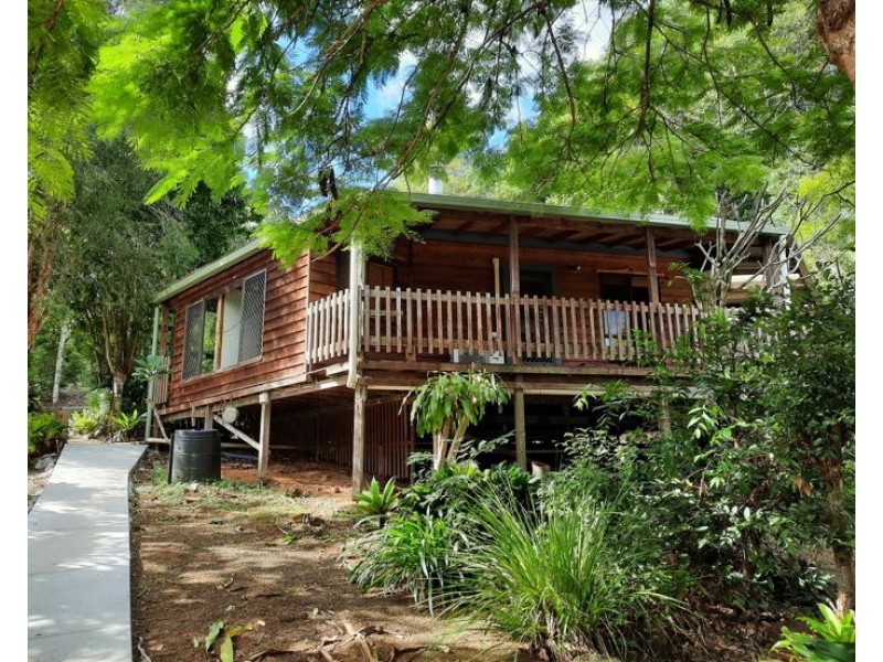 64 Braeside Drive, Uki NSW 2484