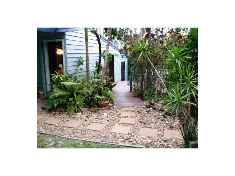 Palmvale NSW 2484