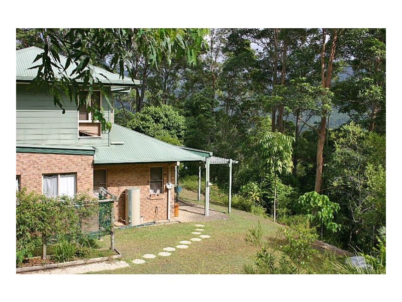 Uki NSW 2484