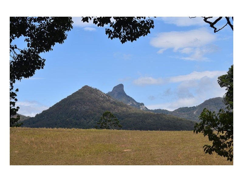 64 Bonnydoon Road, Uki NSW 2484