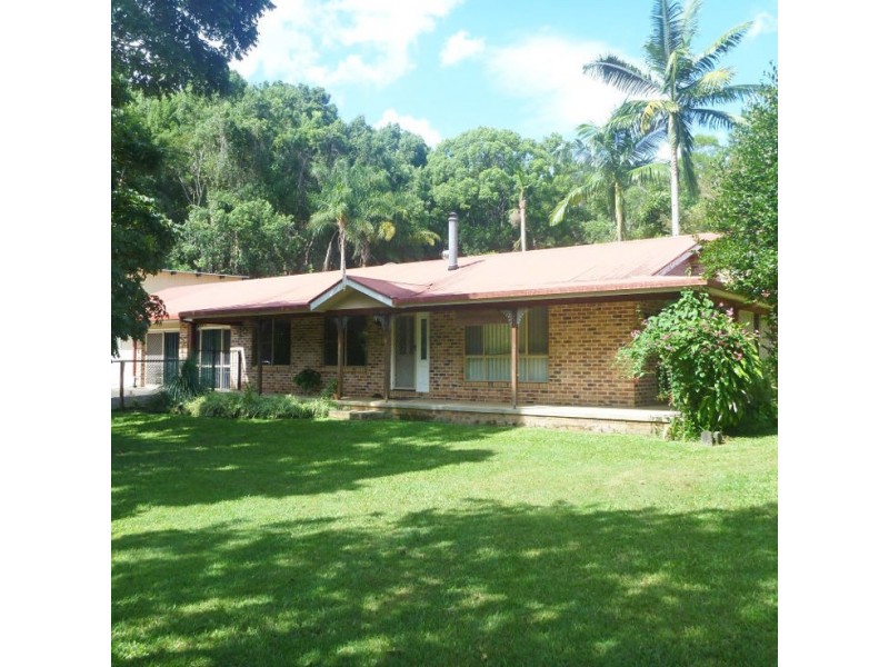 53 Braeside Drive, Uki NSW 2484