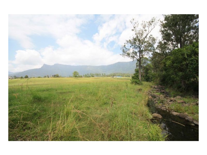 54 Starlight Way, Pumpenbil NSW 2484