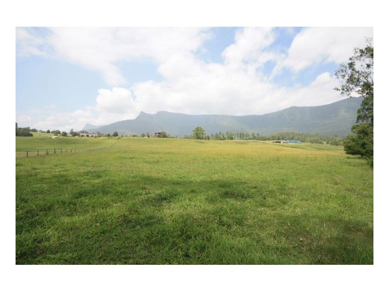 54 Starlight Way, Pumpenbil NSW 2484
