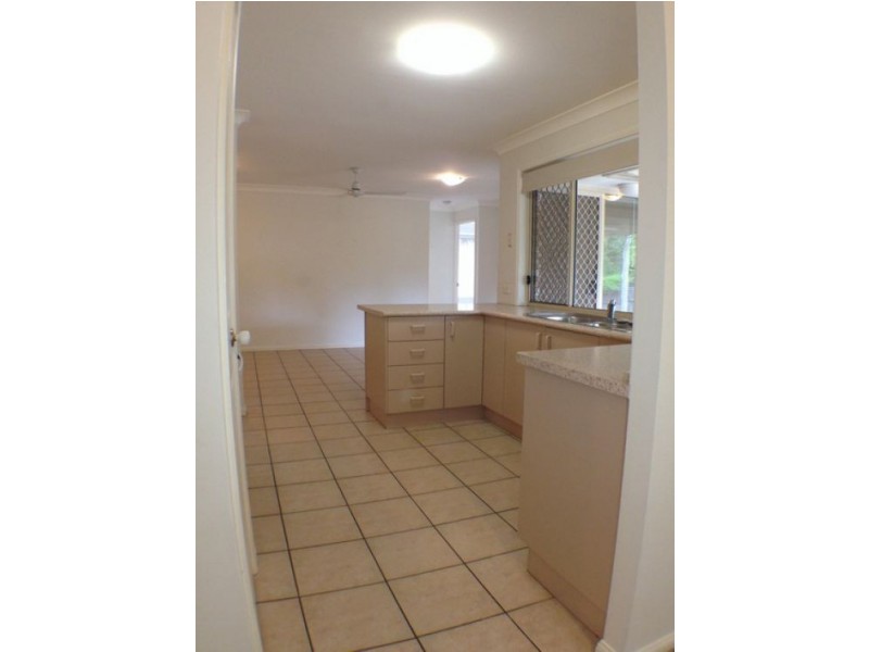 3 Beamont Place, Forest Lake QLD 4078