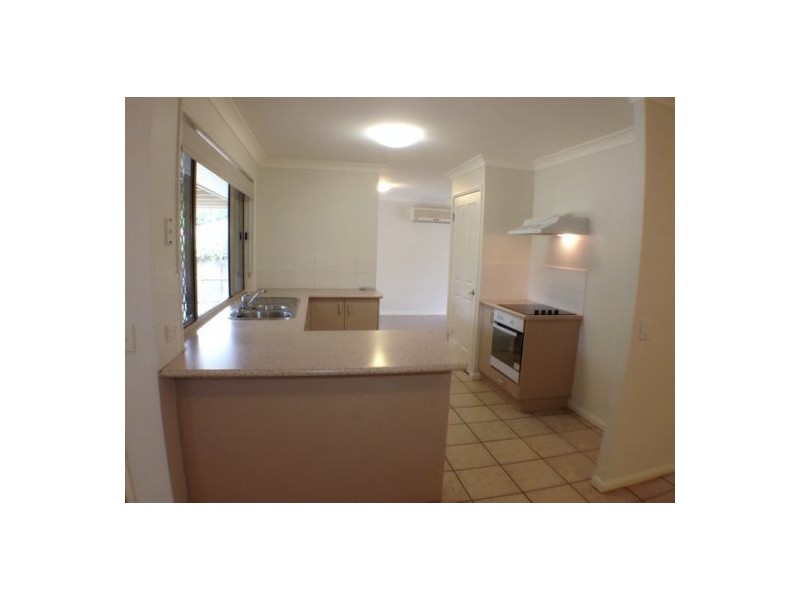 3 Beamont Place, Forest Lake QLD 4078