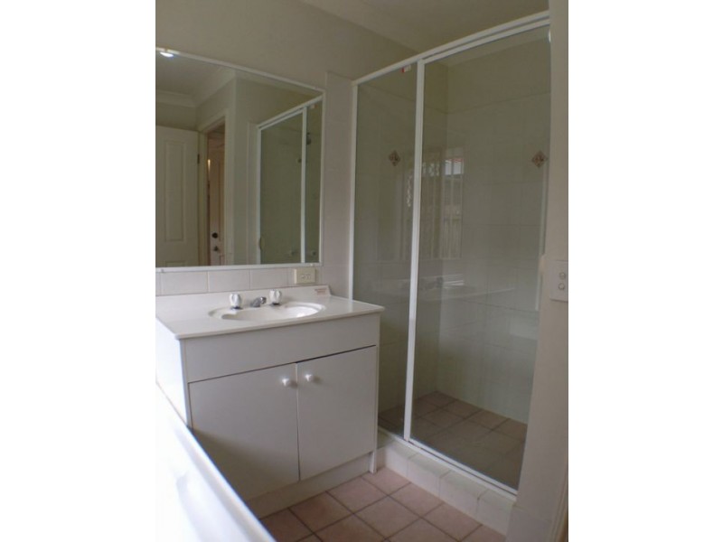 3 Beamont Place, Forest Lake QLD 4078