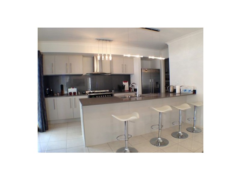 44 Stanaway Place, Bellbowrie QLD 4070