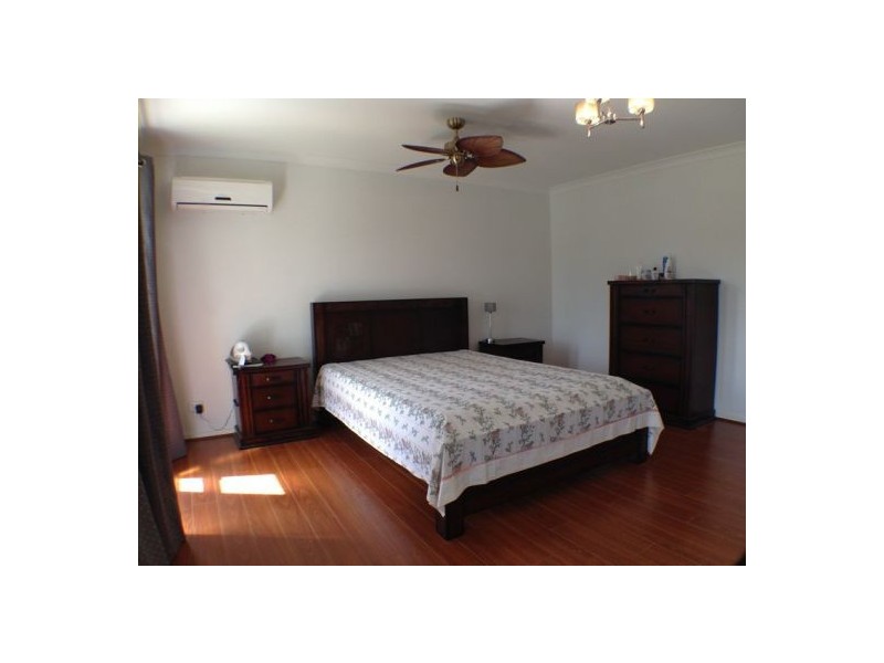 44 Stanaway Place, Bellbowrie QLD 4070