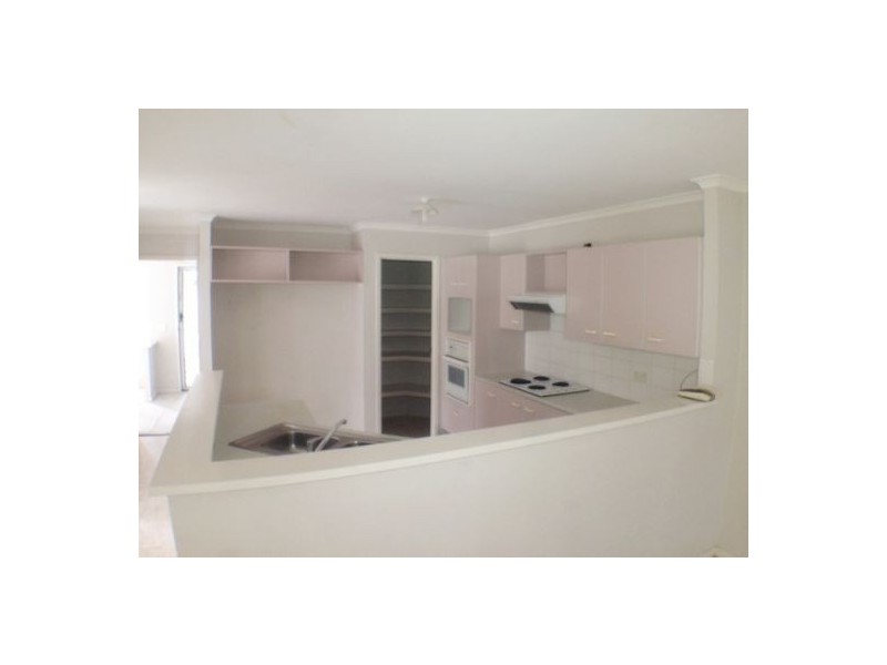 6 Harold Close, Sinnamon Park QLD 4073