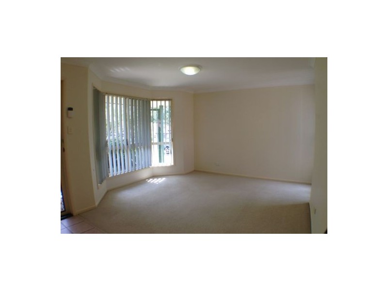 11 Cambridge Crescent, Forest Lake QLD 4078