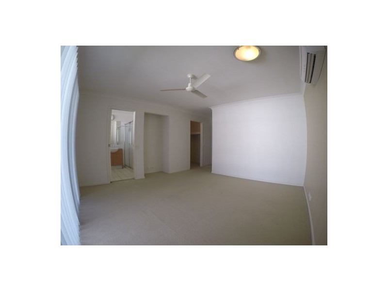 9/5 Central Avenue, Mount Ommaney QLD 4074