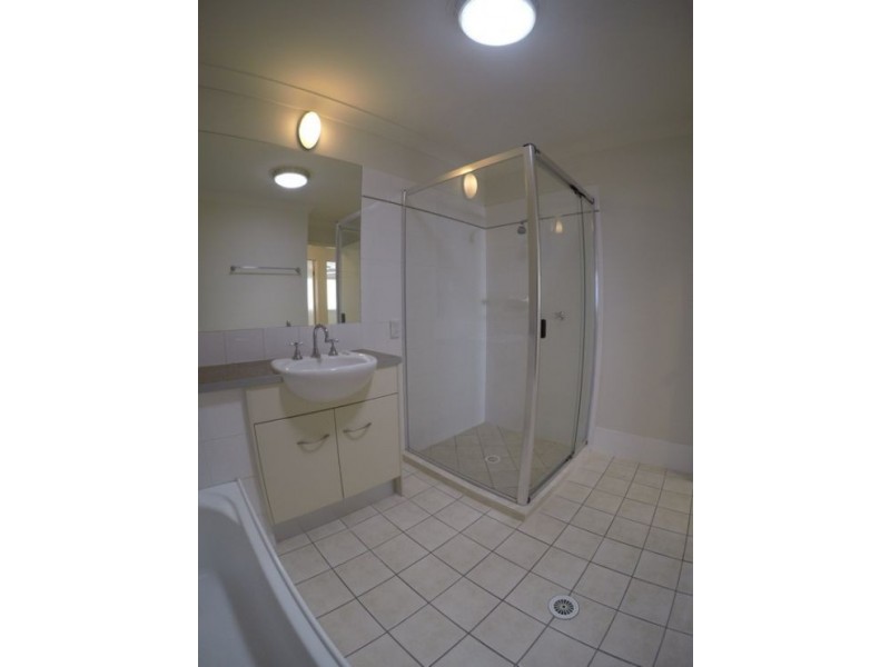 9/5 Central Avenue, Mount Ommaney QLD 4074