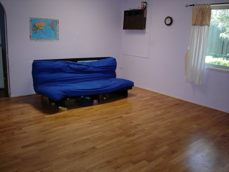 28 Hazelton Street, Riverhills QLD 4074