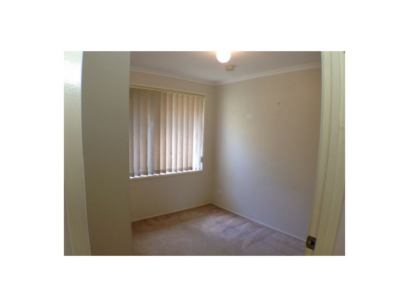 40 Scarlet Place, Forest Lake QLD 4078