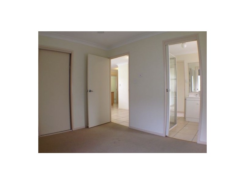 64 Brumby Circuit, Sumner QLD 4074