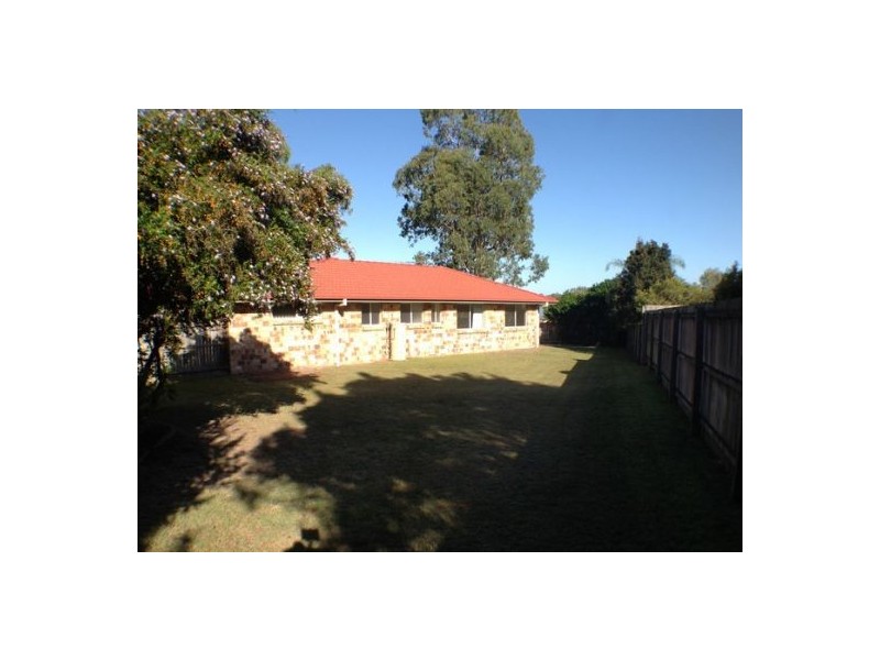 4 Goomburra Court, Forest Lake QLD 4078