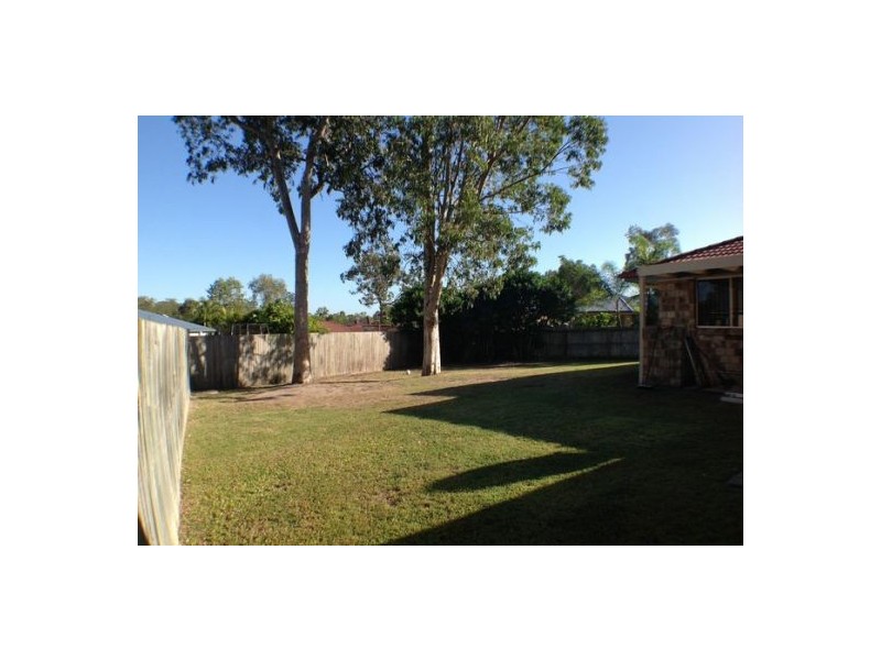 4 Goomburra Court, Forest Lake QLD 4078