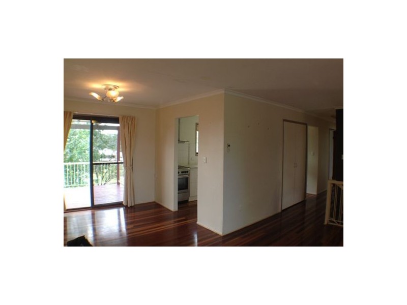 7 Schooner Street, Jamboree Heights QLD 4074