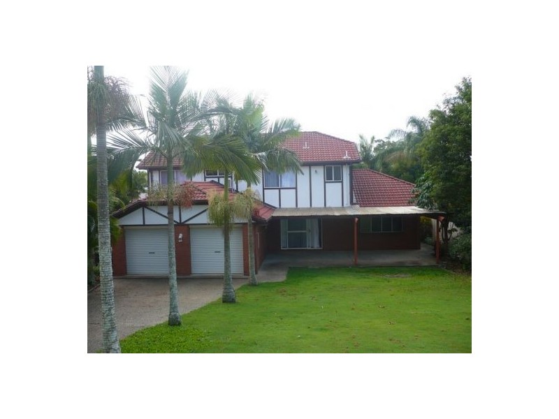 8 Baikal Place, Westlake QLD 4074