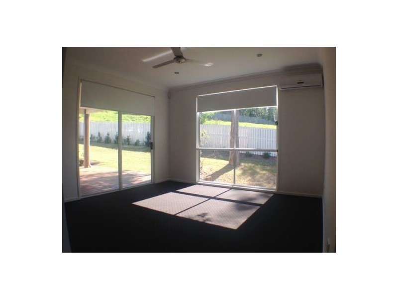 30 Dray Court, Riverhills QLD 4074