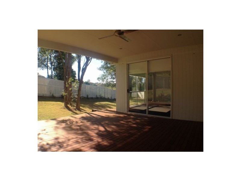 30 Dray Court, Riverhills QLD 4074