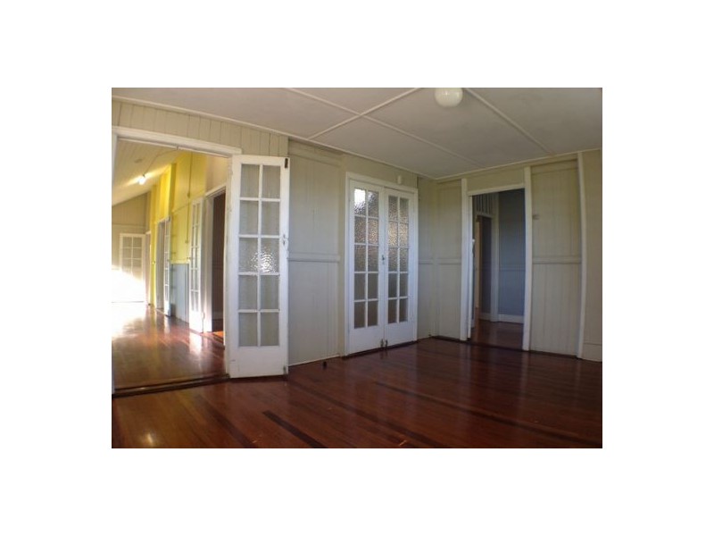 103 Chermside Road, East Ipswich QLD 4305