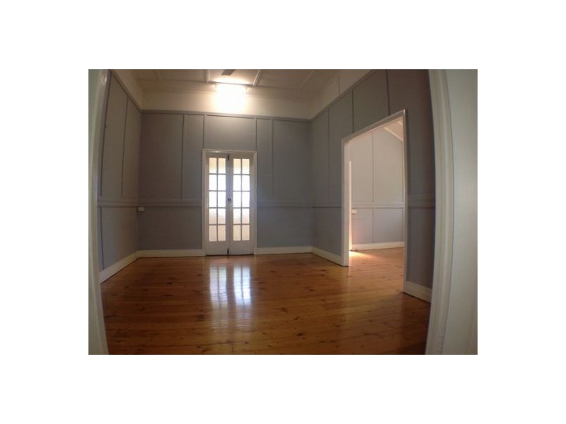 103 Chermside Road, East Ipswich QLD 4305