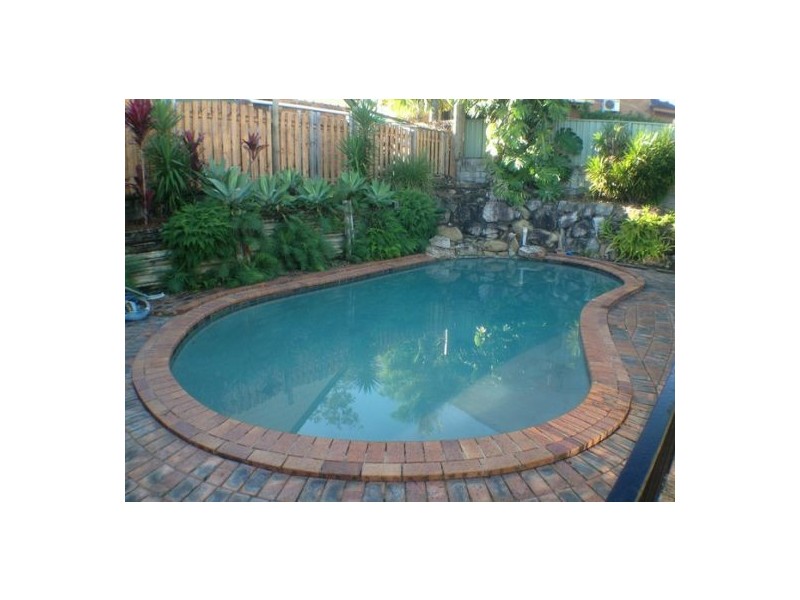 28 Eurabbie Street, Middle Park QLD 4074