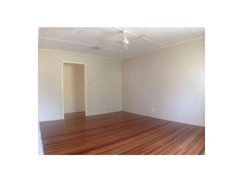 13 Wills Street, Leichhardt QLD 4305