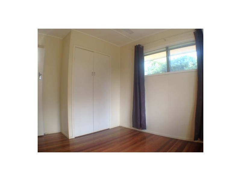 13 Wills Street, Leichhardt QLD 4305