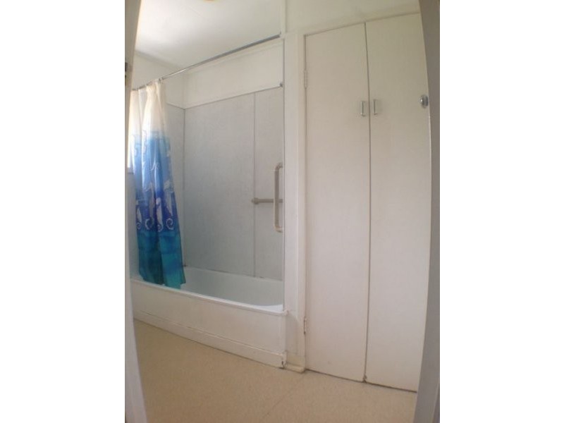 13 Wills Street, Leichhardt QLD 4305
