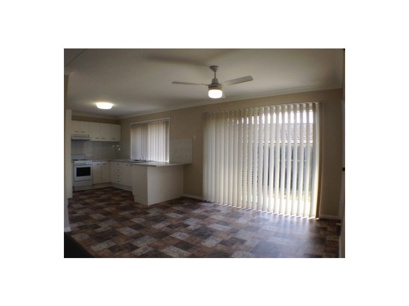 16 Forest Glen Court, Camira QLD 4300