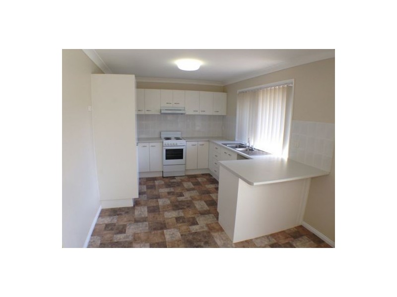 16 Forest Glen Court, Camira QLD 4300