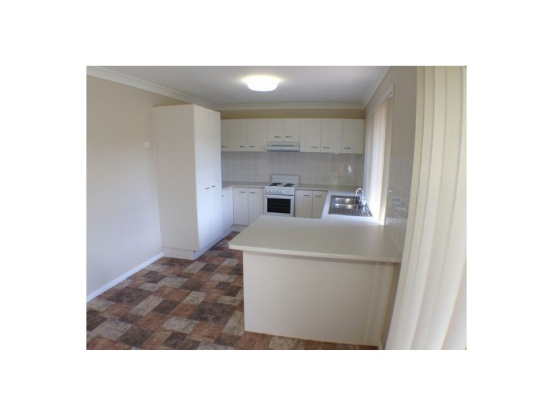 16 Forest Glen Court, Camira QLD 4300