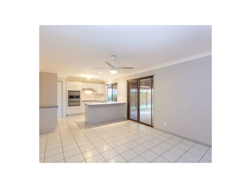 13 Zeil Street, Riverhills QLD 4074