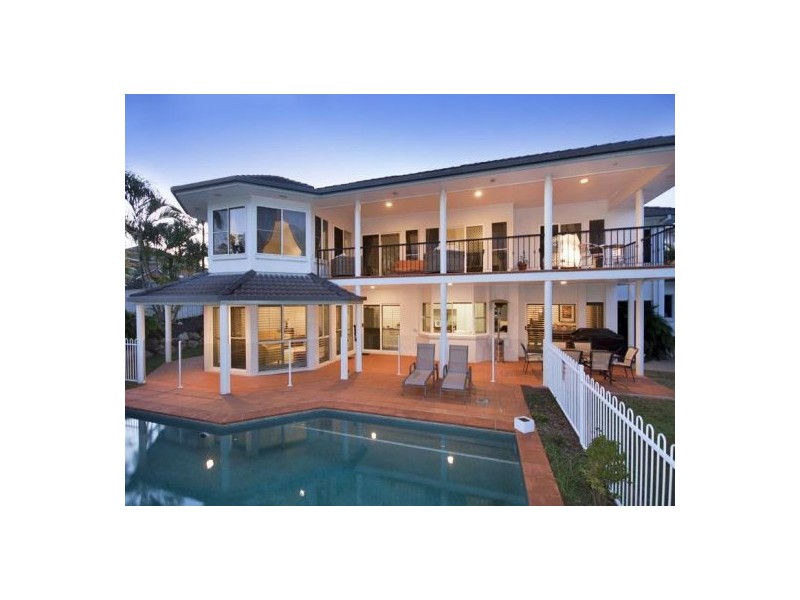 19 Bowles Street, Mount Ommaney QLD 4074