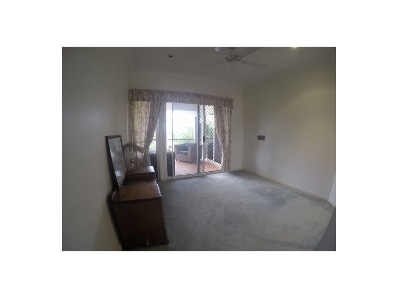 19 Bowles Street, Mount Ommaney QLD 4074