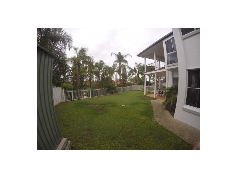 19 Bowles Street, Mount Ommaney QLD 4074