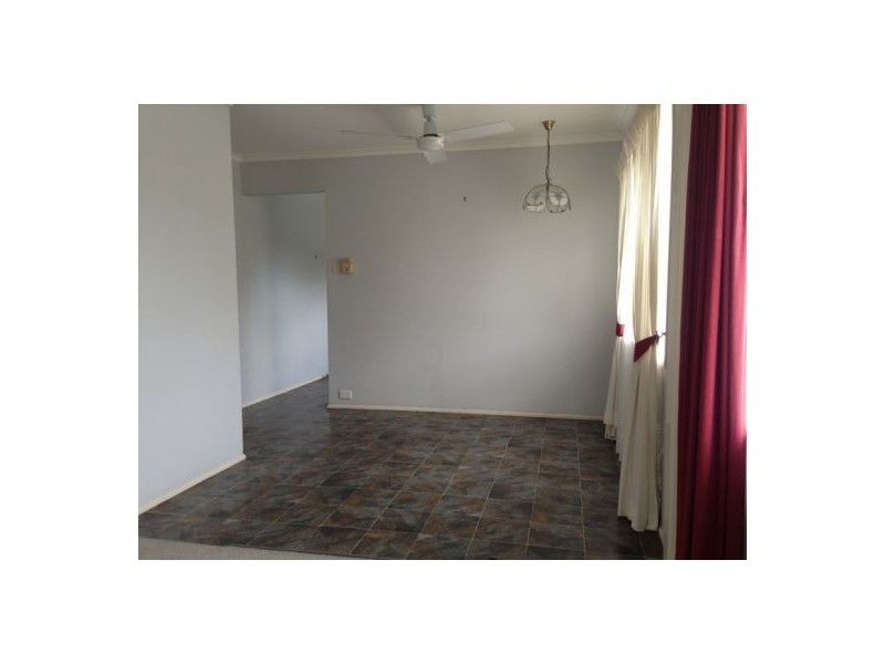 3 Ebrill Street, Jamboree Heights QLD 4074