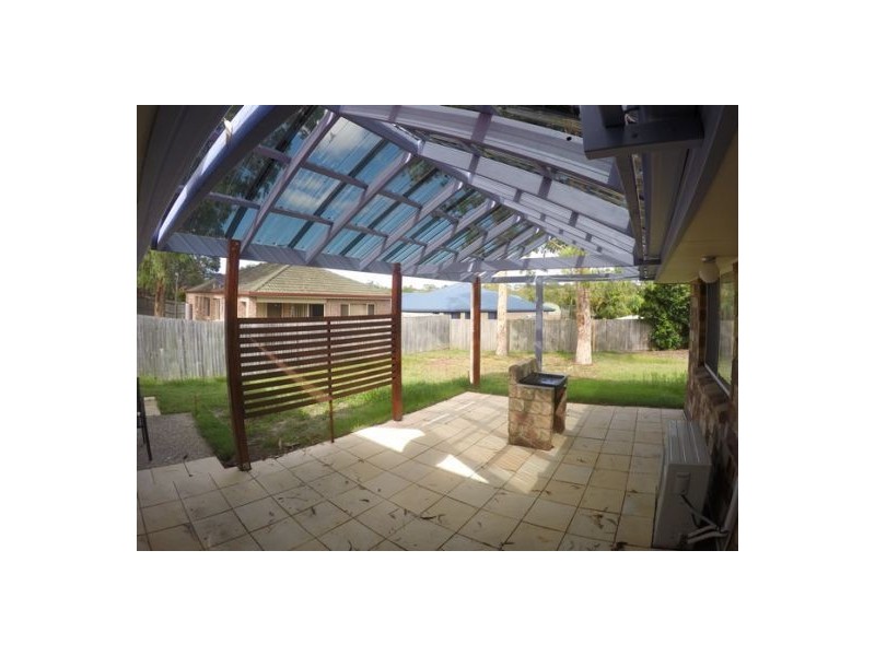 4 Goomburra Court, Forest Lake QLD 4078