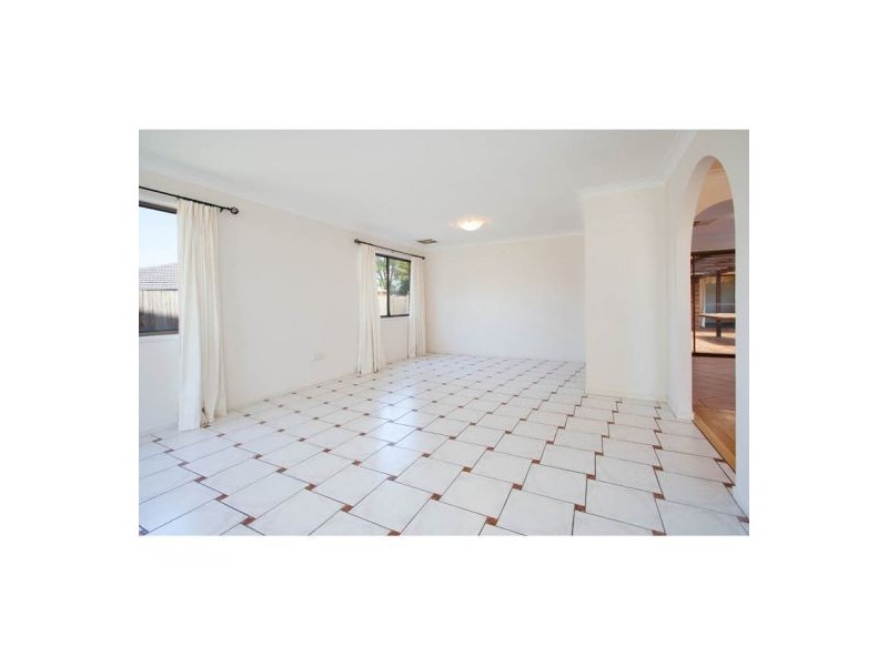 31 Tahoe Street, Riverhills QLD 4074