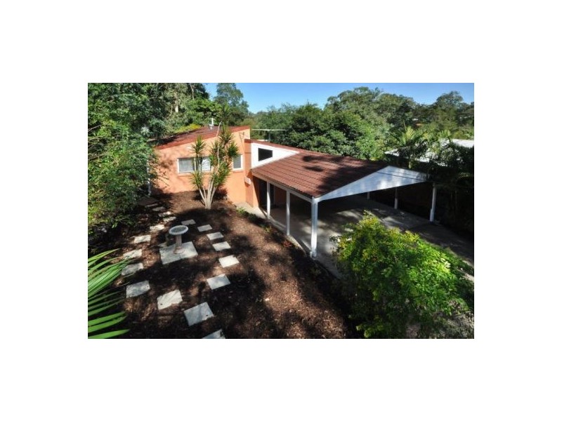 12 Jillian Street, Chapel Hill QLD 4069