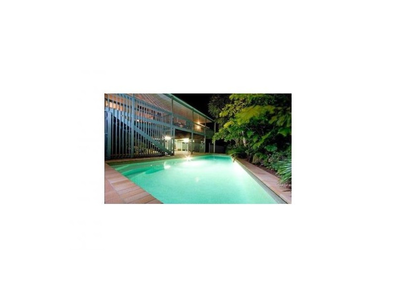 60 Dovetree Crescent, Sinnamon Park QLD 4073