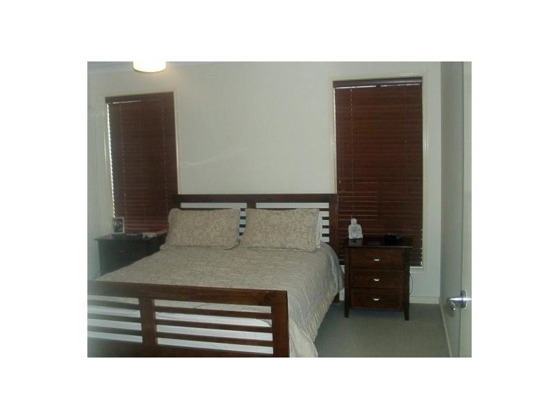 7 Piccadilly Place, Forest Lake QLD 4078