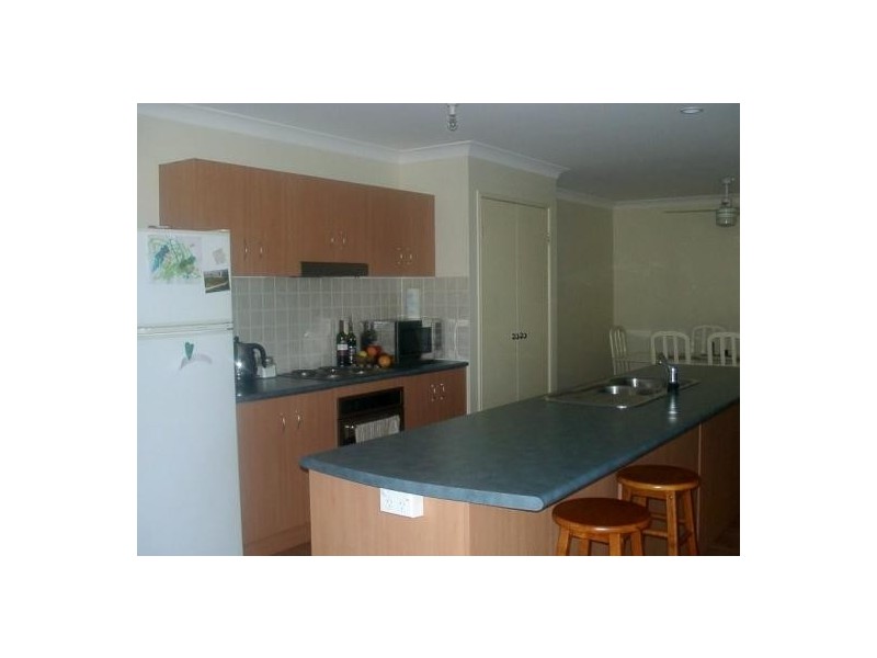 7 Piccadilly Place, Forest Lake QLD 4078