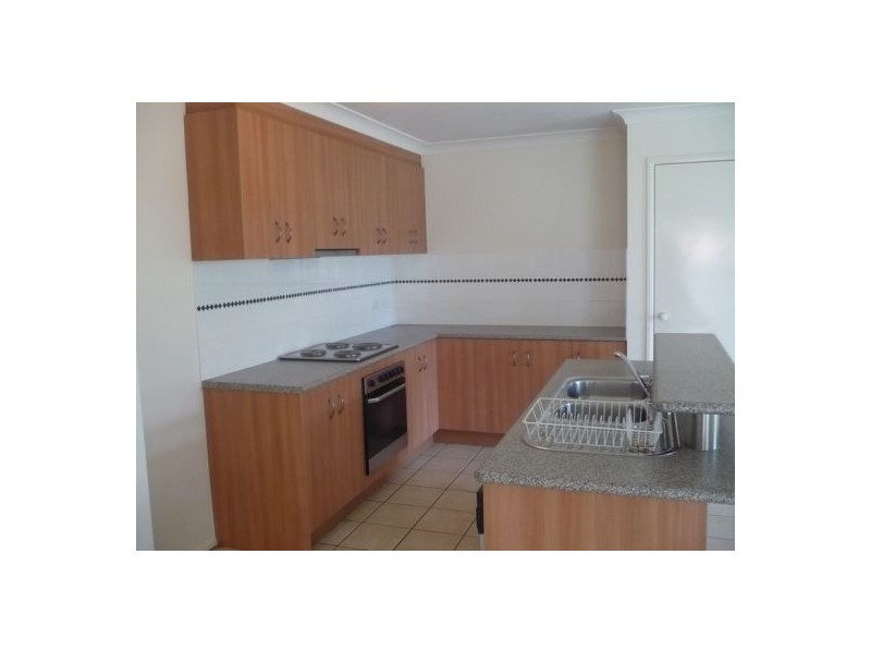 54 Jubilee Ave, Forest Lake QLD 4078