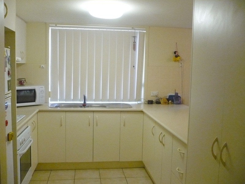 9 Windsor Place, Forest Lake QLD 4078