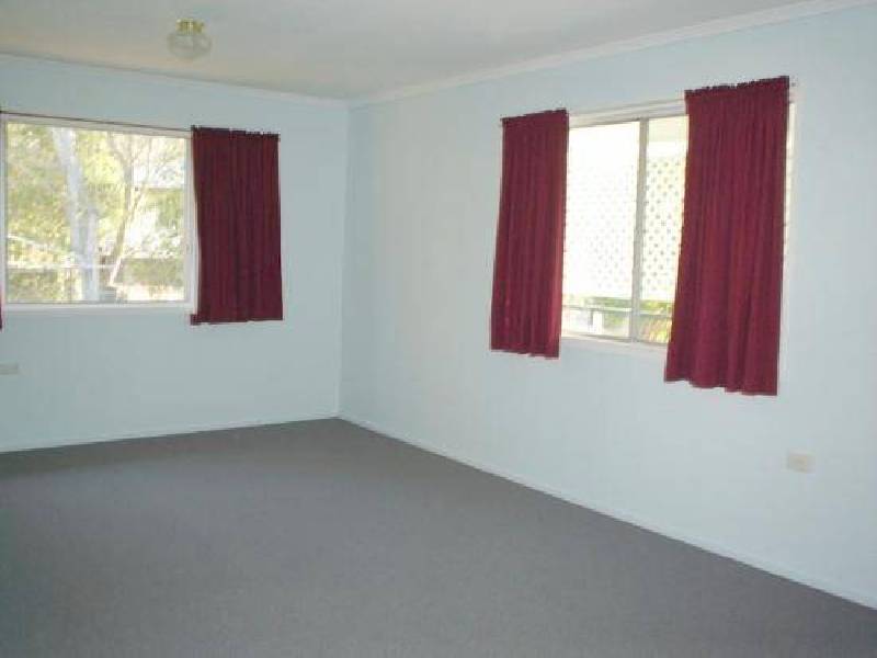 16 Dorricott Street, Goodna QLD 4300