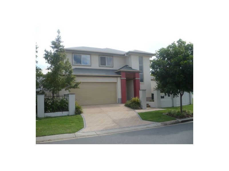 9 Central Avenue, Mount Ommaney QLD 4074